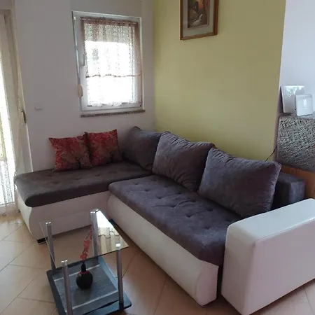 Apartment Nika Tar-Vabriga