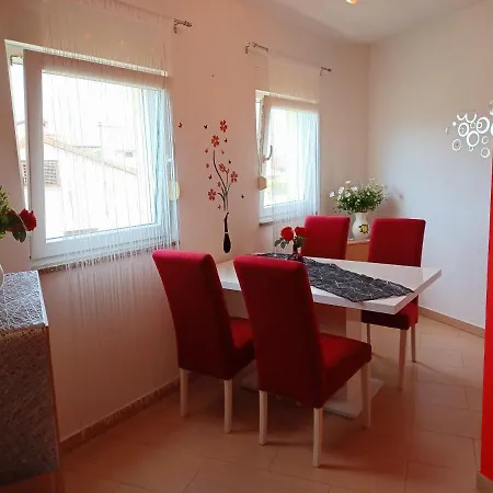 Apartment Nika